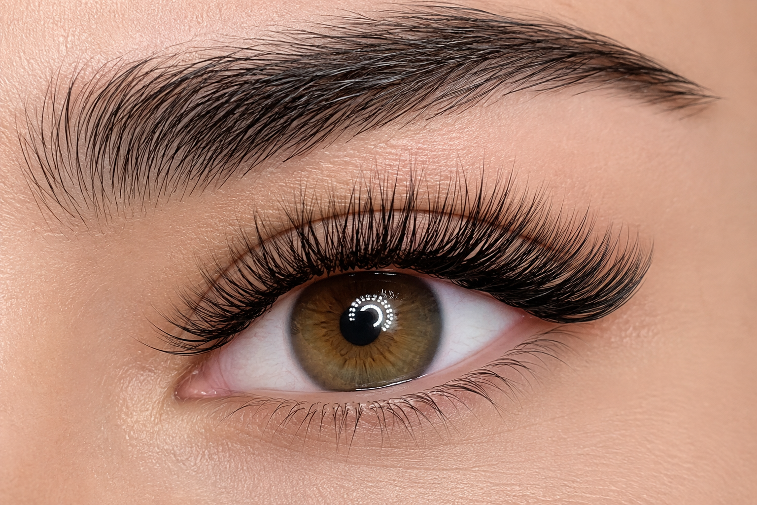 Egyptian Volume eyelash style